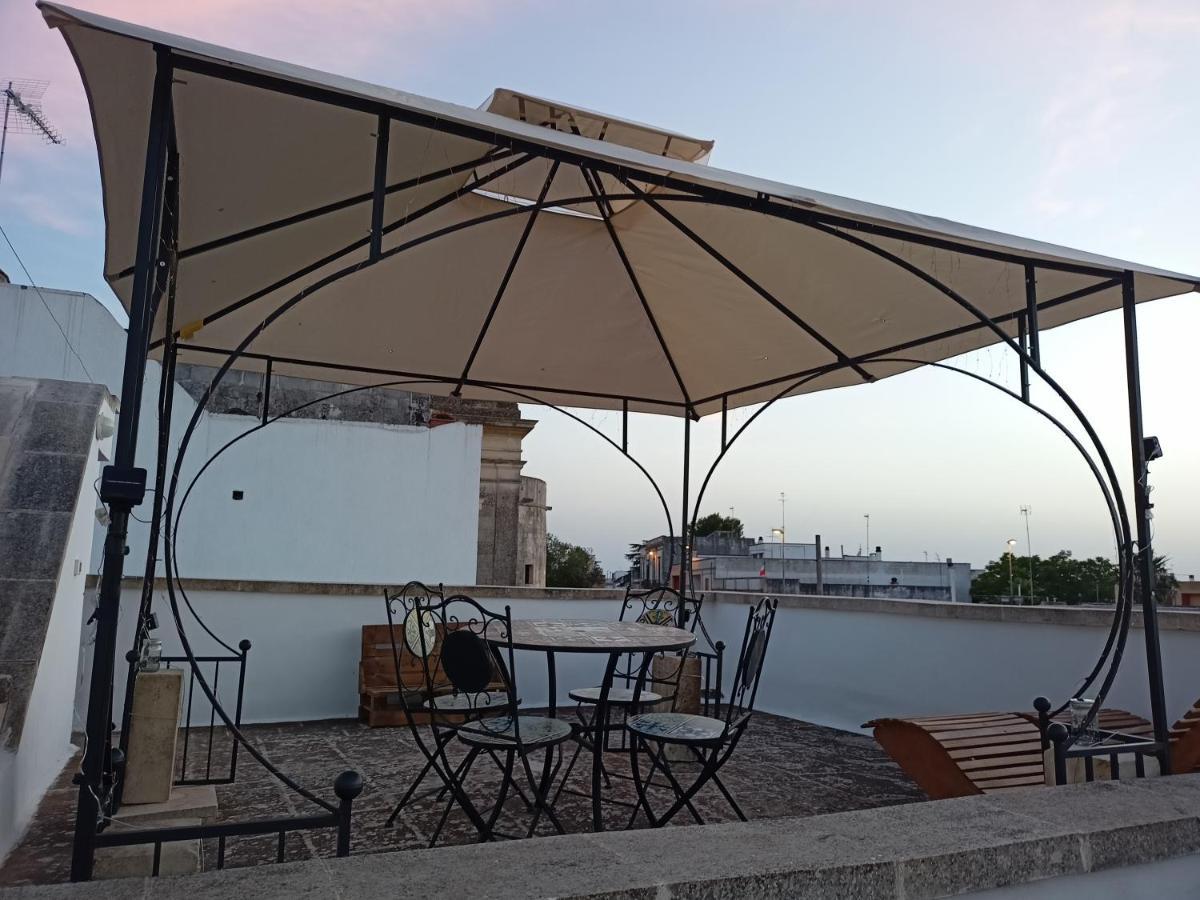 דירות Palmariggi La Terrazza Sul Castello מראה חיצוני תמונה