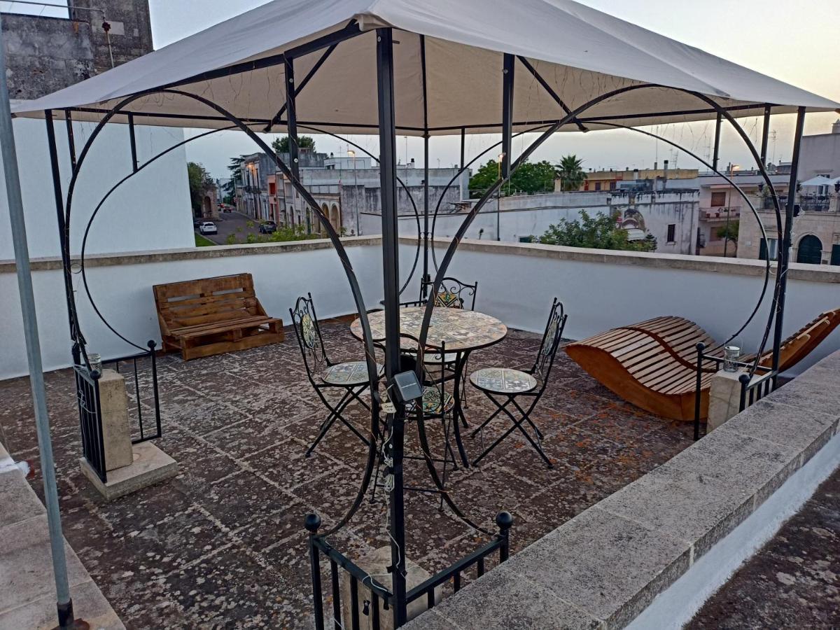 דירות Palmariggi La Terrazza Sul Castello מראה חיצוני תמונה