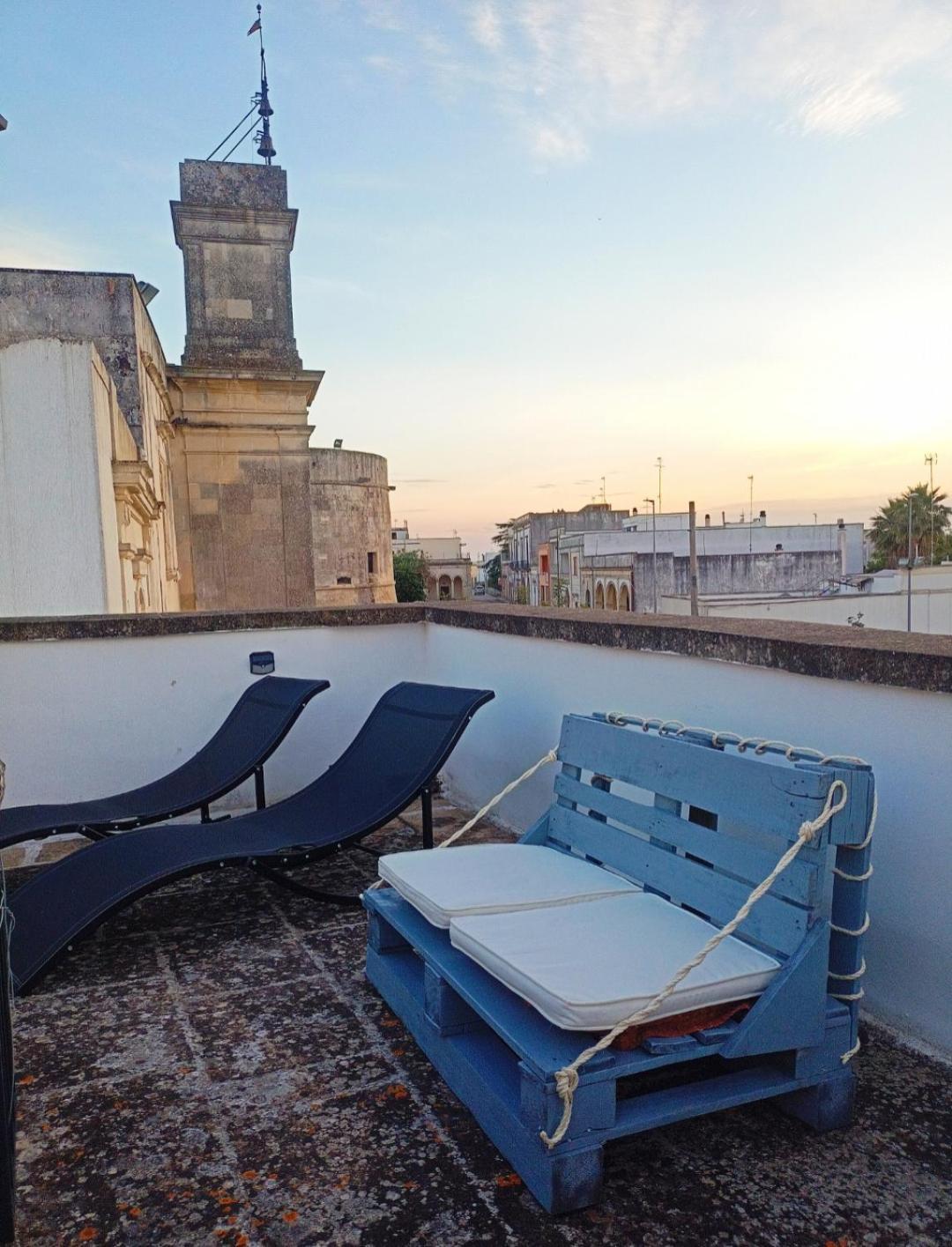 דירות Palmariggi La Terrazza Sul Castello מראה חיצוני תמונה