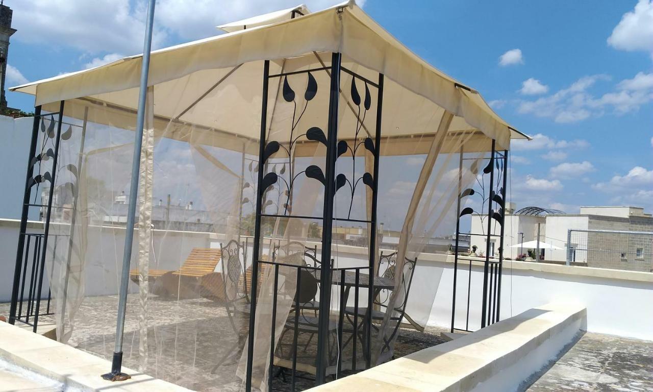 דירות Palmariggi La Terrazza Sul Castello מראה חיצוני תמונה